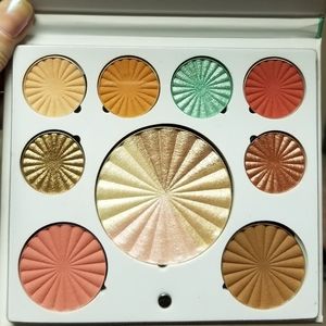 🆕️OFRA Face & Eye Palette
